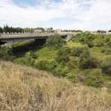 Dopo aver ammirato dall�alto il �fiume� che passa sotto la statale...